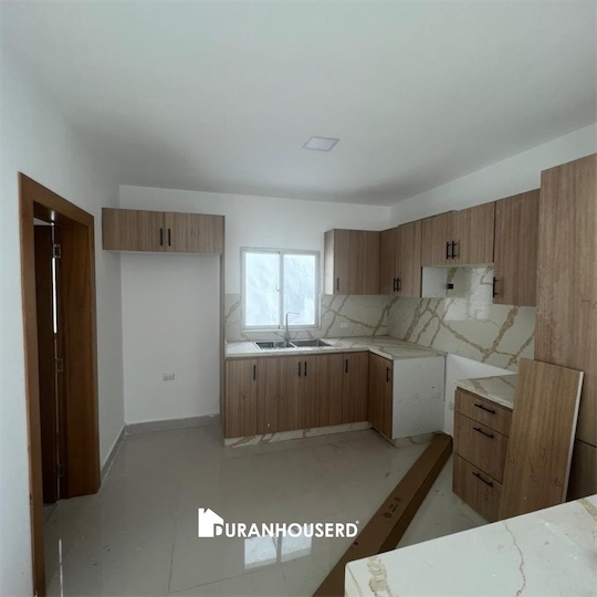 casas - Venta de casa en la autopista de san Isidro brisa oriental Santo Domingo este  4