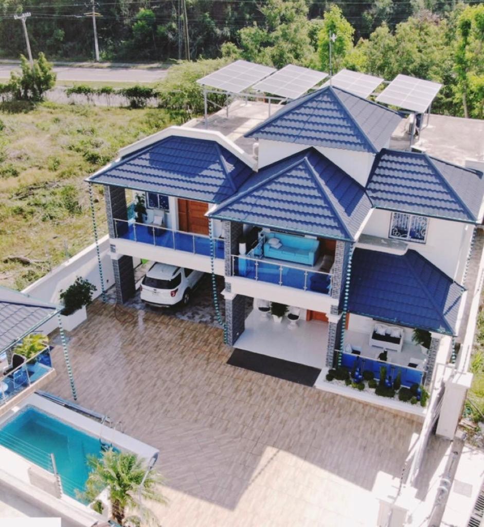casas - Casa Amueblada de Venta en Santiago 0