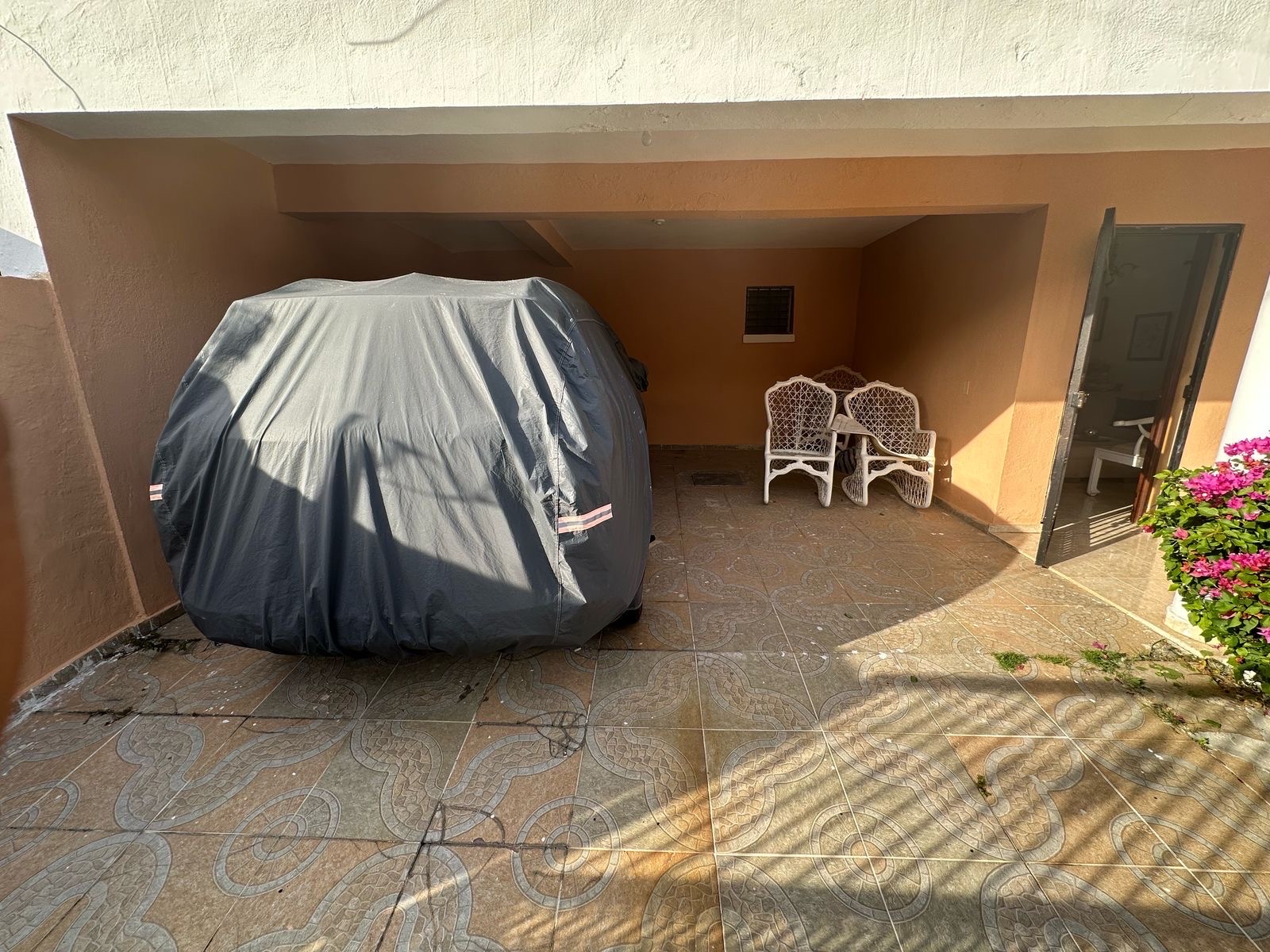 casas - venta de casa en la autopista de san Isidro prado oriental Santo Domingo este  8