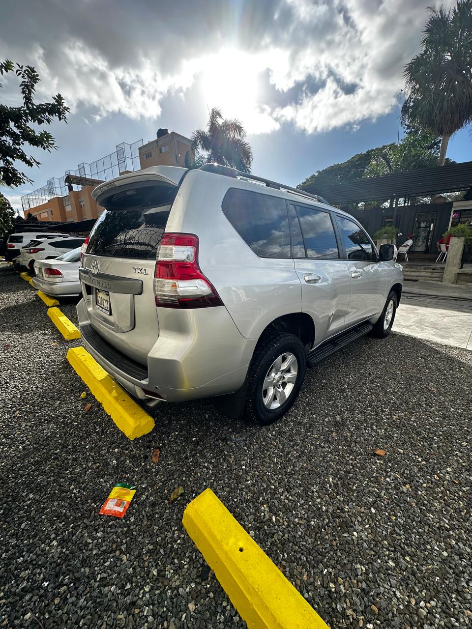 jeepetas y camionetas - único dueño financiamiento disponible negociable precio negociable  1