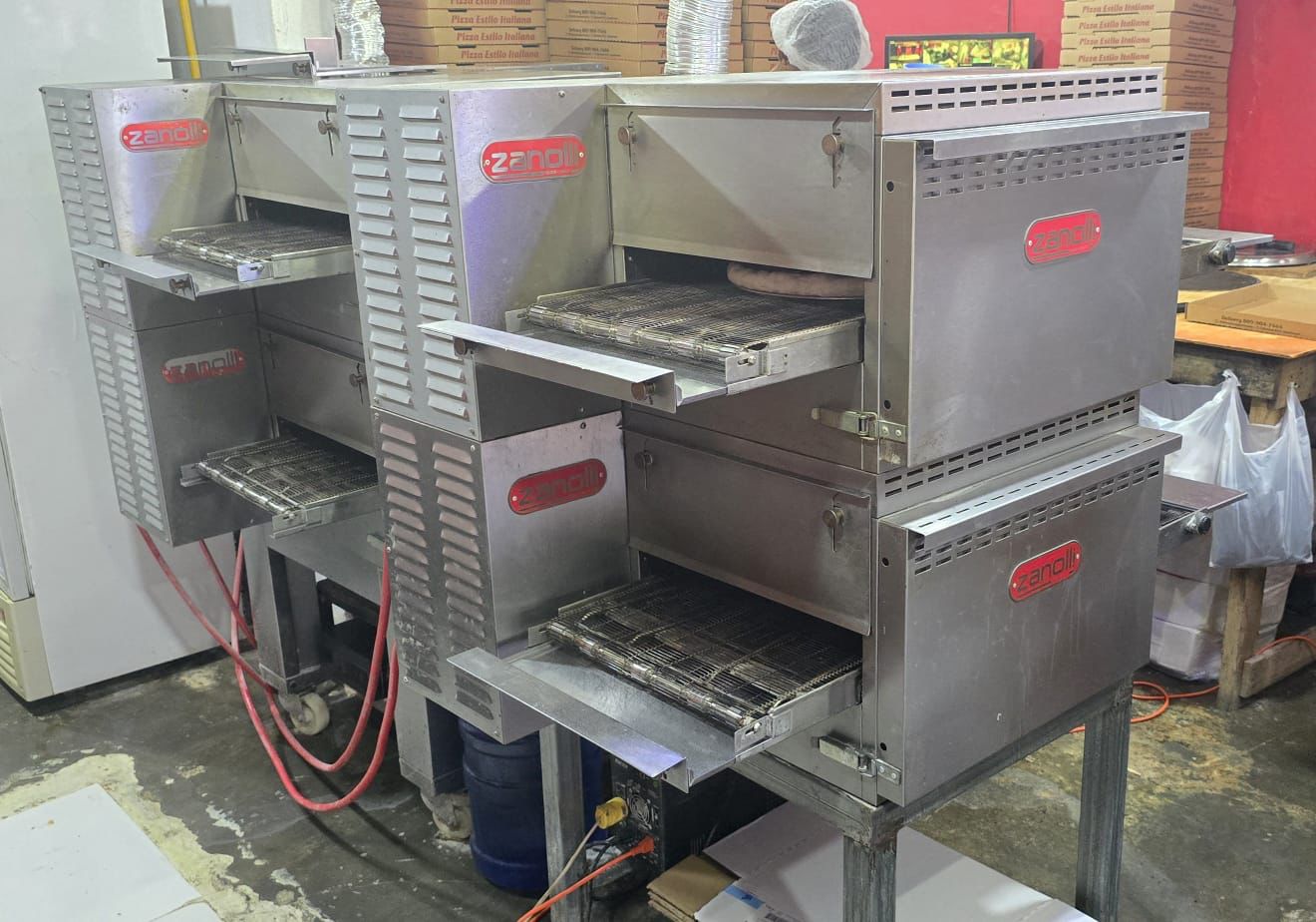 equipos profesionales - Hornos De Pizza Zanolli (italiano)