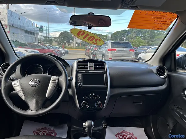 carros - Nissan Versa SV 2019 – Special Edition  6