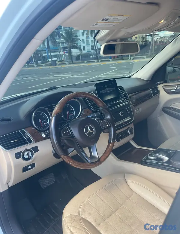 jeepetas y camionetas - Mercedes Benz GLE 2016 7