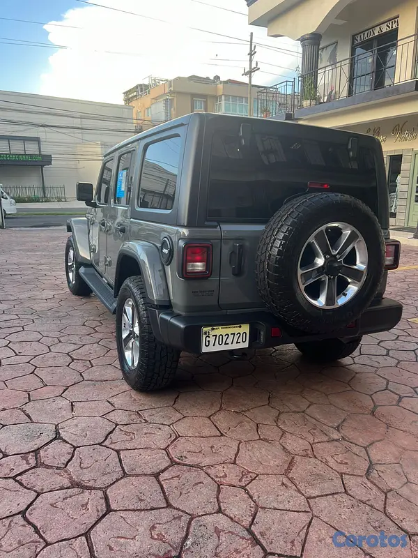jeepetas y camionetas - Jeep Sahara 2021 10
