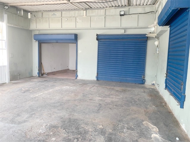 oficinas y locales comerciales - Local céntrico y comercial bella vista  1