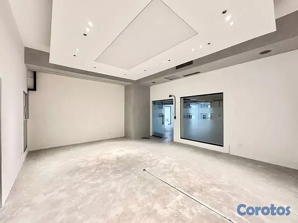 oficinas y locales comerciales - hermoso local comercial en buenas condiciones  2