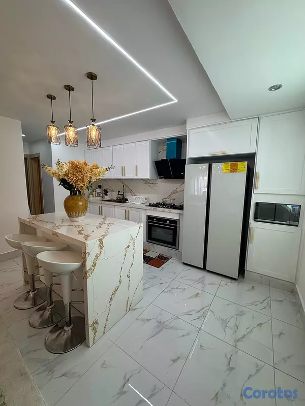 apartamentos - oportunidad en Evaristo Morales  2