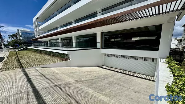 oficinas y locales comerciales - LOCAL COMERCIAL DE RENTA EN LOS JARDINES SANTIAGO 4