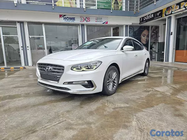 carros - HYUNDAI GRANDEUR 2018 BLANCO 9