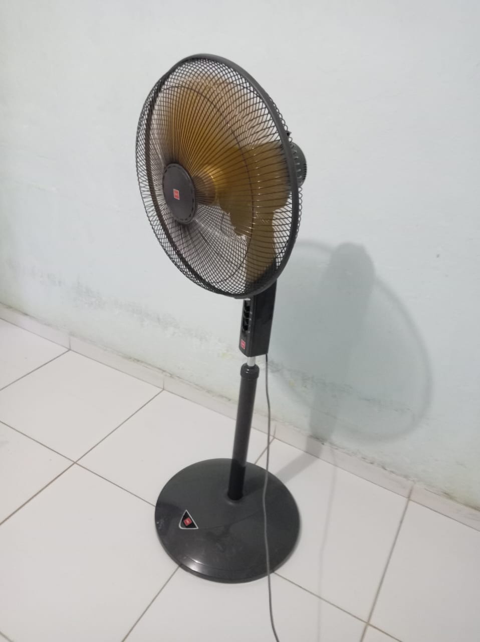 aires acondicionados y abanicos - VENDO ABANICO KDK 1