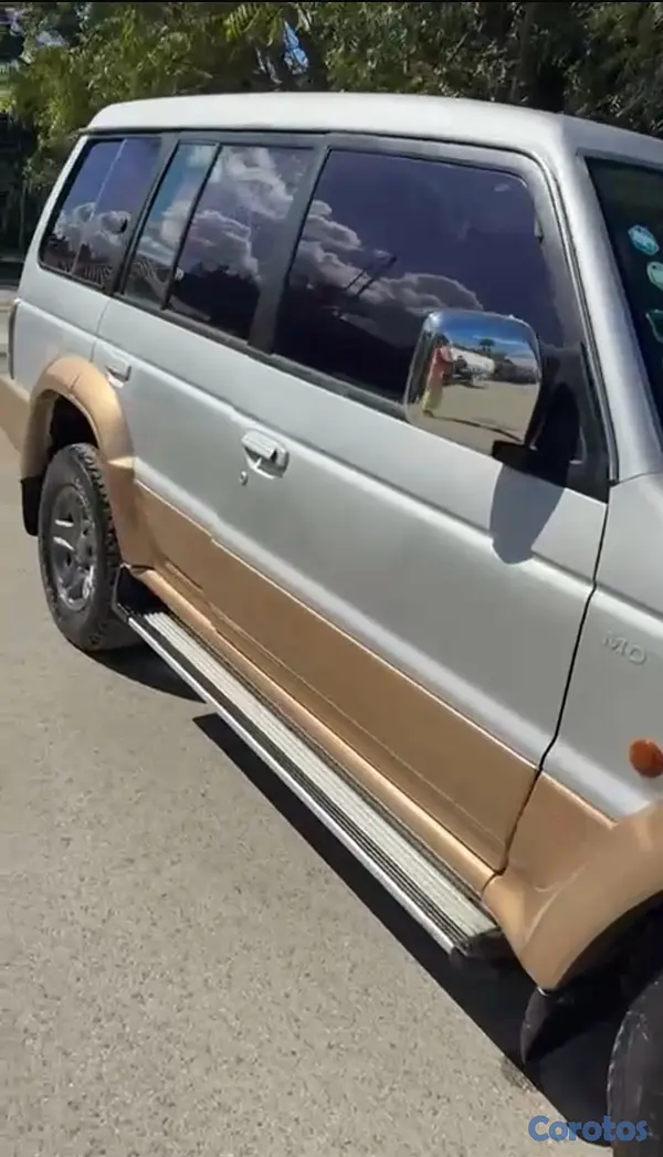 jeepetas y camionetas - Mitsubishi Montero 2