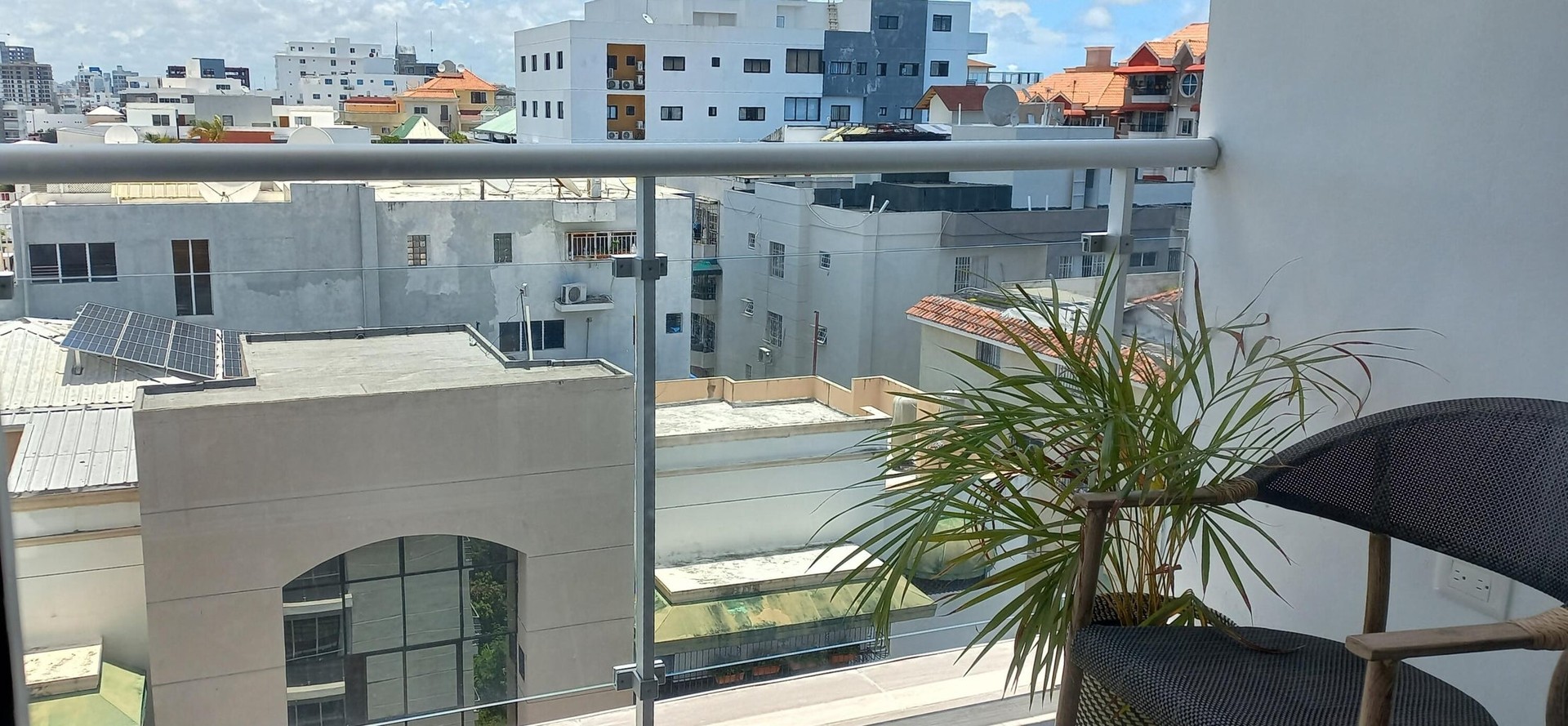 apartamentos - Apartamento Amueblado en Evaristo Morales de Una Habitación 1