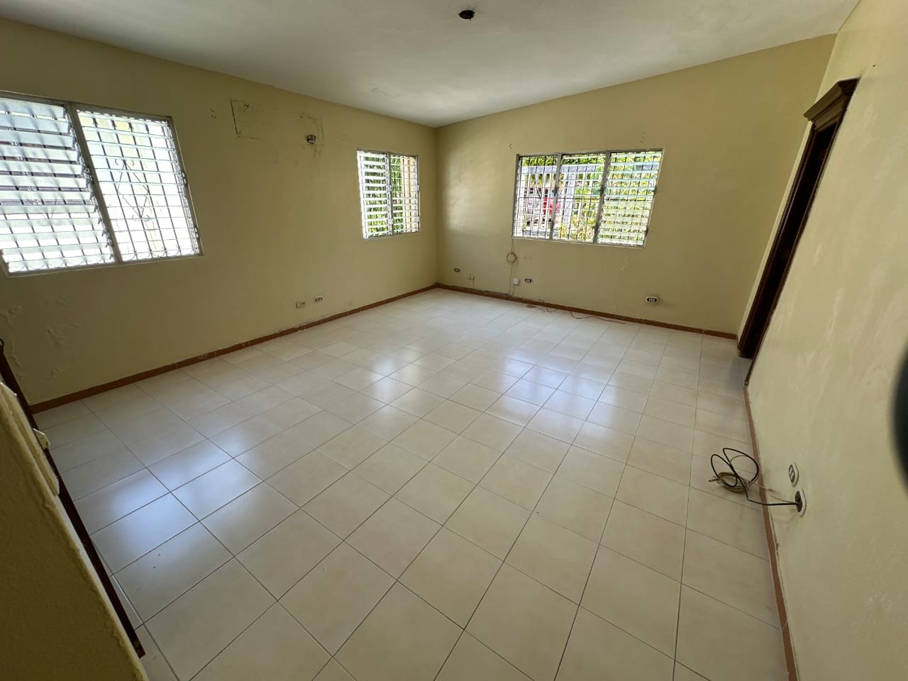 apartamentos - En Las Praderas, te espera un hogar excepcional de dos niveles con 280 metros