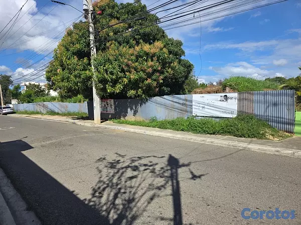 solares y terrenos - Solar en Venta con Proyecto Aprobado – Arroyo Hondo


  18