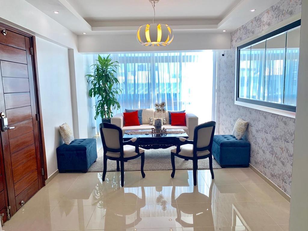 apartamentos -  En Alquiler Penthouse en el Millon  4