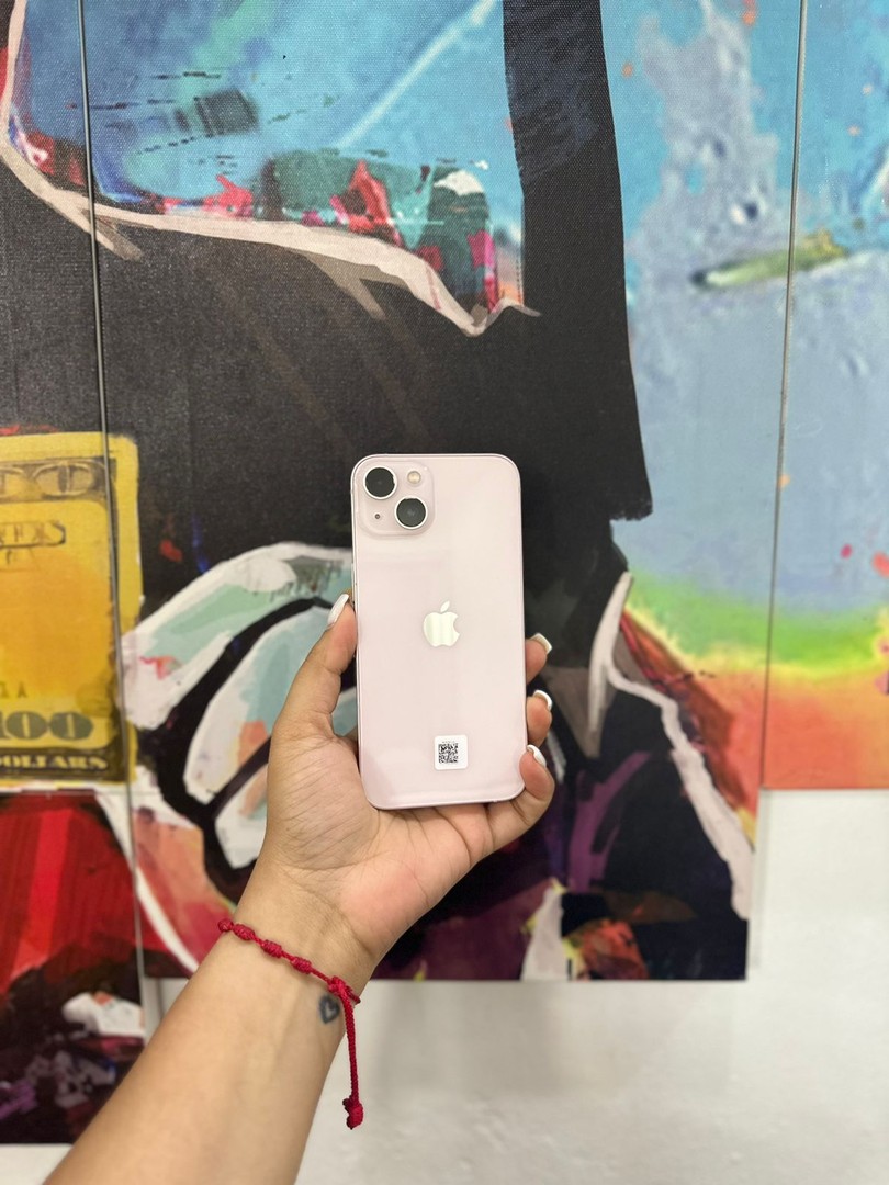 celulares y tabletas - iPhone 13 Normal de 128gb Rosado Condicion 10/10 con accesorios  0