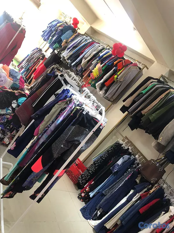 negocios en venta - Vendemos tienda de ropa completa 2