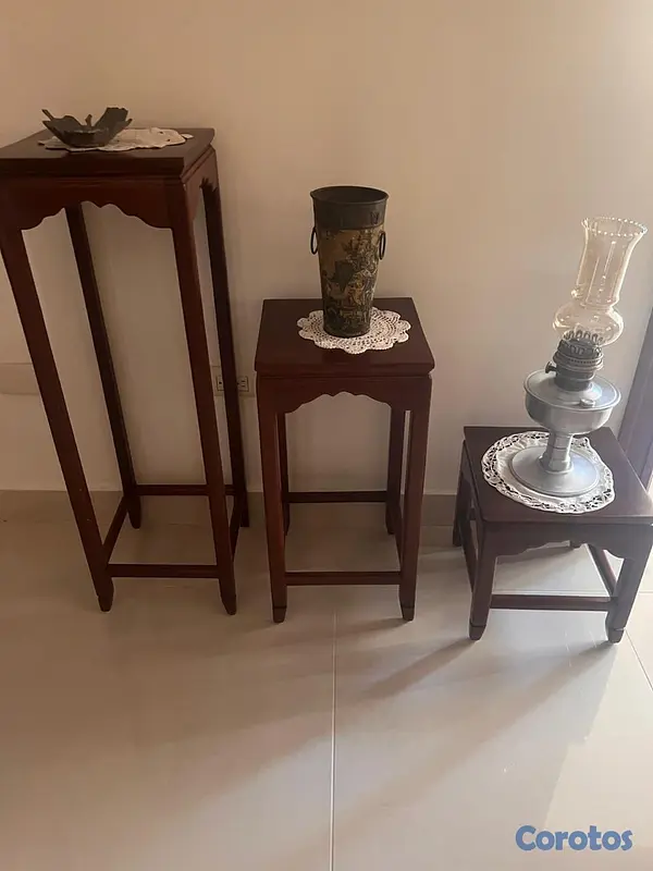 muebles y colchones - Vendo mobiliario en caoba centenaria para hogar  1