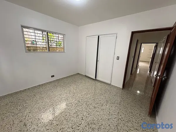 apartamentos - Alquiler en Piantini, Polígono Central (cerca de BlueMall) 2