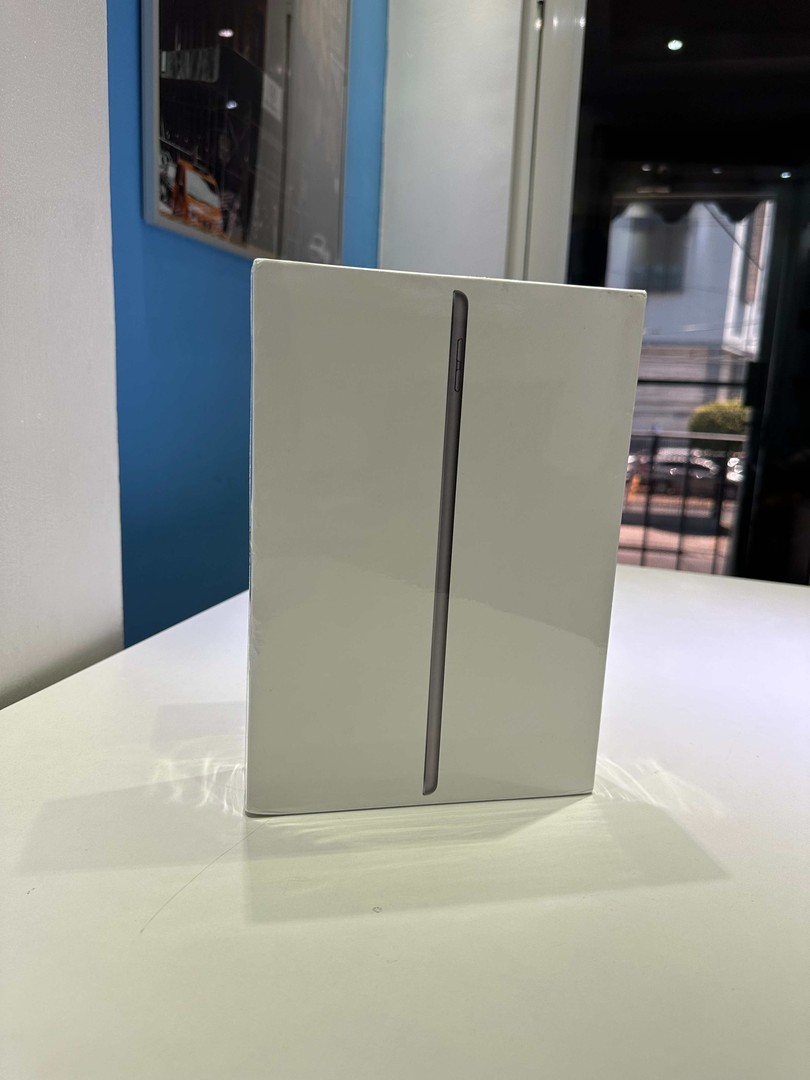 celulares y tabletas - iPad 9va Gen 64GB Wi-Fi (2022) Space Gray Nueva Sellada RD$ 18,995 NEG