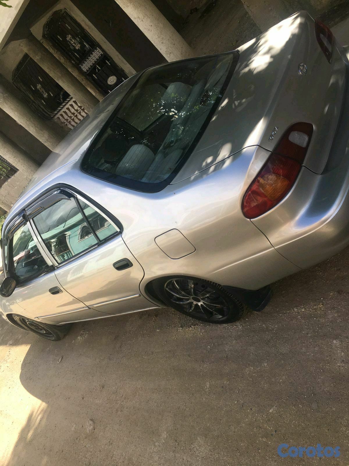 carros - Toyota corolla año 99 4