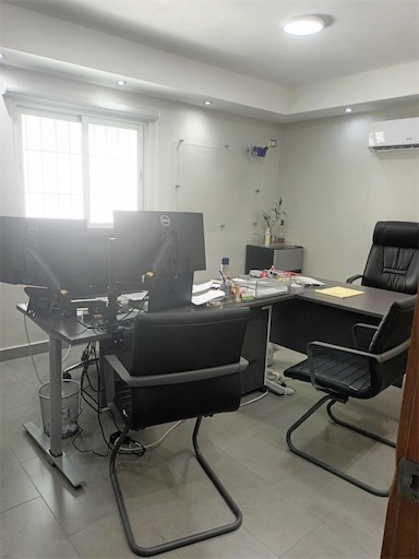 oficinas y locales comerciales - Propiedad comercial en el millon 1