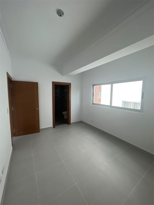 apartamentos -  apartamento en Evaristo Morales distrito nacional Santo Domingo 9