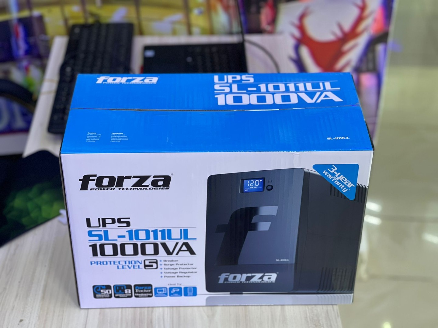 plantas e inversores - UPS Forza 1000VA de 600W 8 entrada Pantalla LCD 1