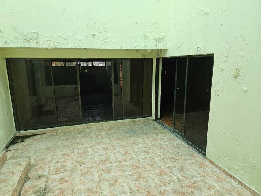 casas - Casa comercial en alquiler ideal para oficinas #24-404 Los Ríos Santo Domingo 4