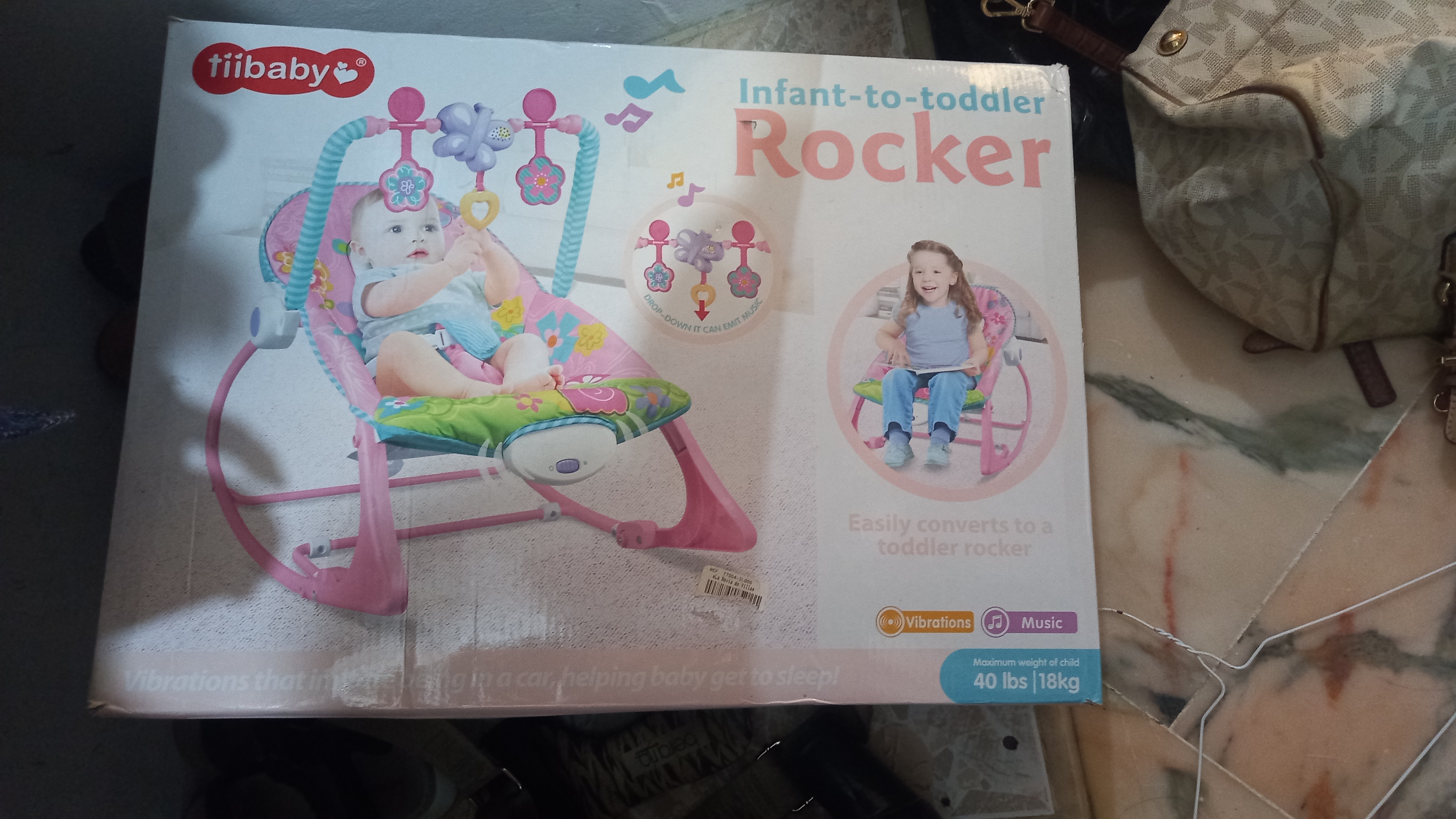 coches y sillas - Silla para bebé rosada nueva