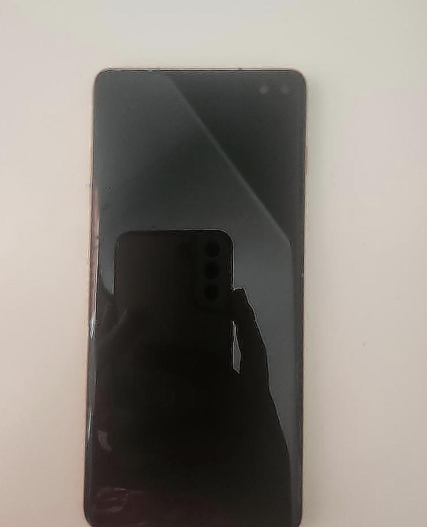 celulares y tabletas - Samsung Galaxy S10+ 2