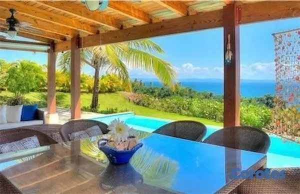 otros inmuebles - En Venta Villa Duplex en Puerto Bahia Samana Vista al mar 8