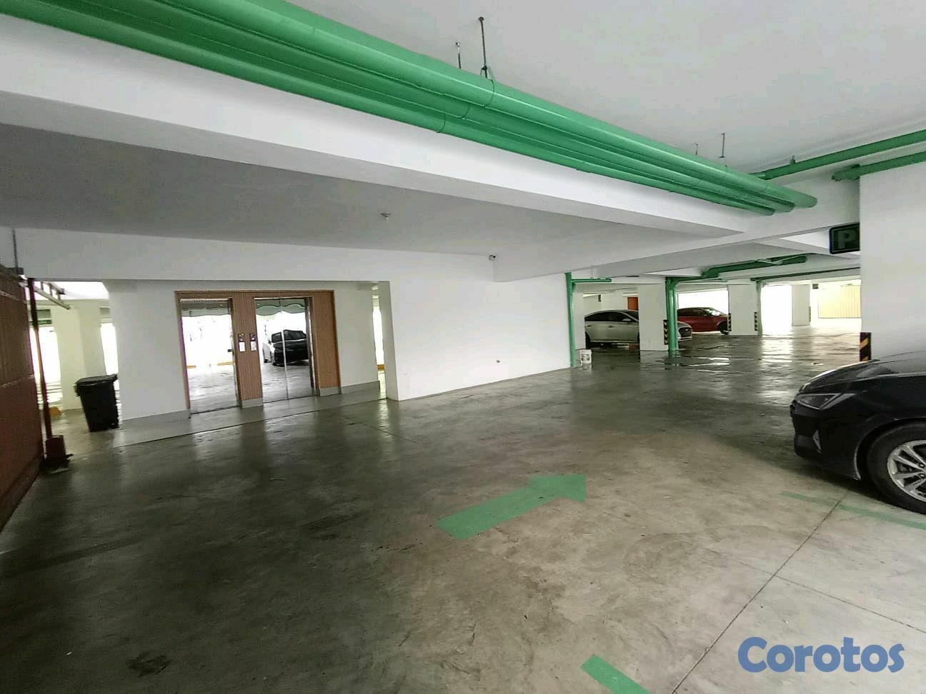 apartamentos - Vendo apartamento 2do nivel con ascensor Don Honorio 3