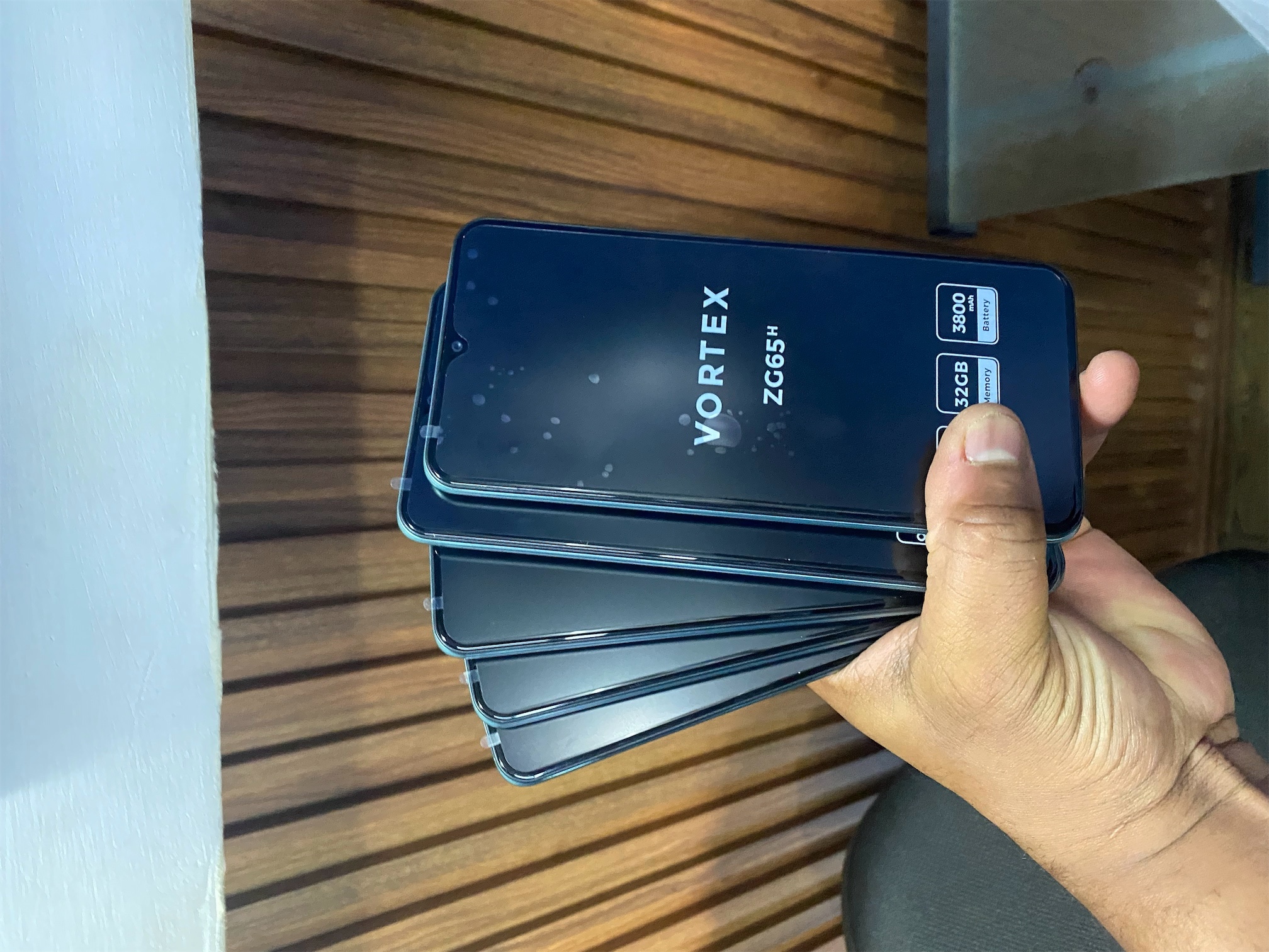 celulares y tabletas - VORTEX ZG65 Smart Phone  6.5" SCREEN *DUAL SIM*  3