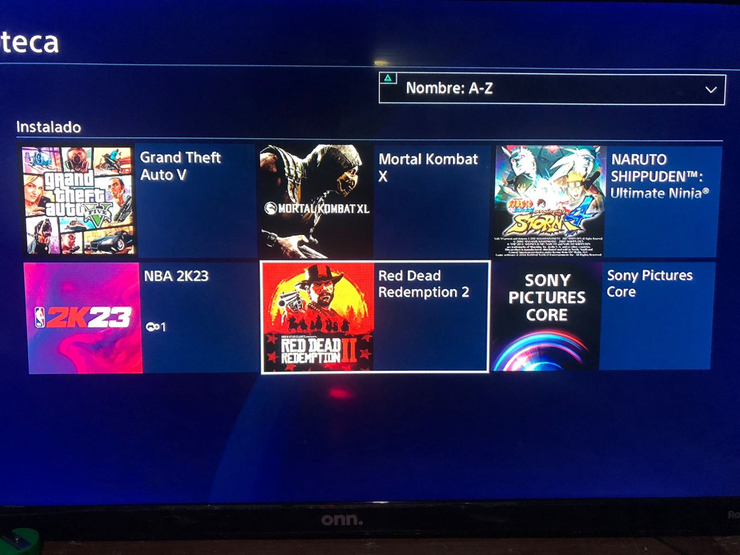 consolas y videojuegos - SE VENDE CUENTA PS4 INCLUYE PS PLUS HASTA MAYO.