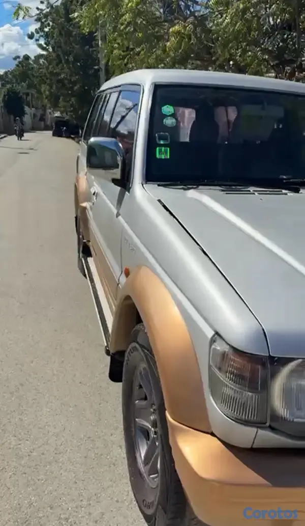 jeepetas y camionetas - Mitsubishi Montero 3