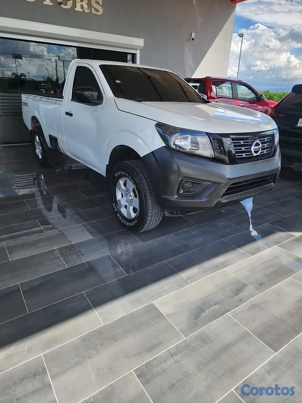 jeepetas y camionetas - 2018 Nissan Frontier una cabina Mecánica 3