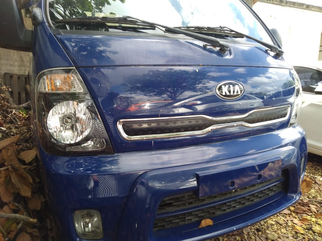 camiones y vehiculos pesados - KIA BONGO 2018 AZULDESDE: RD$ 940,100.00 2