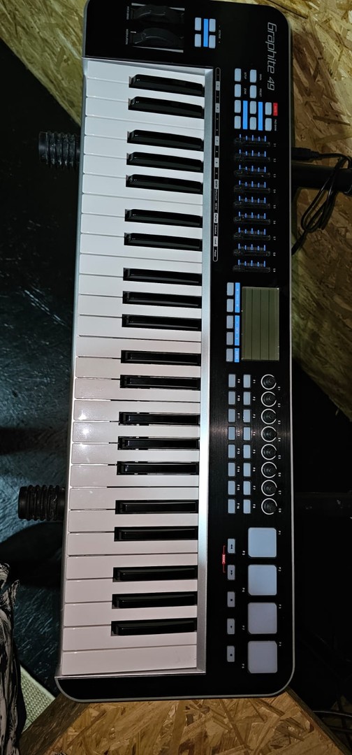 instrumentos musicales - Samson Graphite 49 USB MIDI Controller