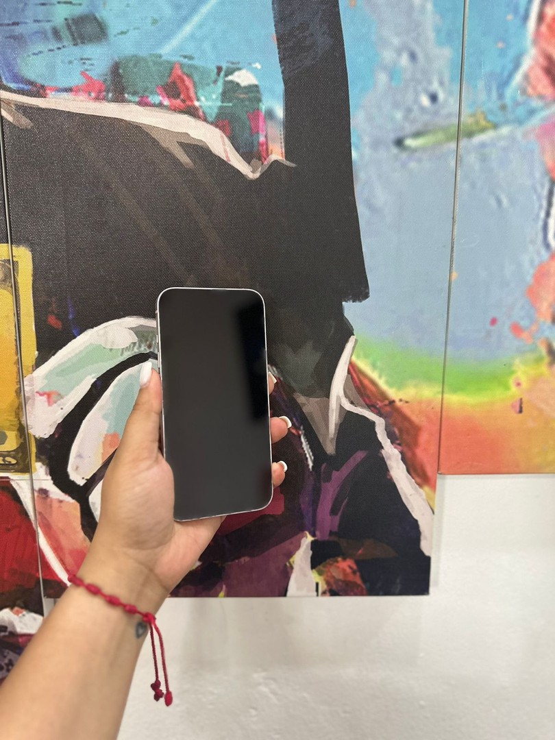 celulares y tabletas - iPhone 13 Normal de 128gb Rosado Condicion 10/10 con accesorios  1