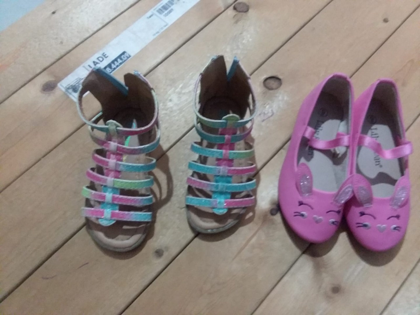 ropa y zapatos - Zapatos de niñas