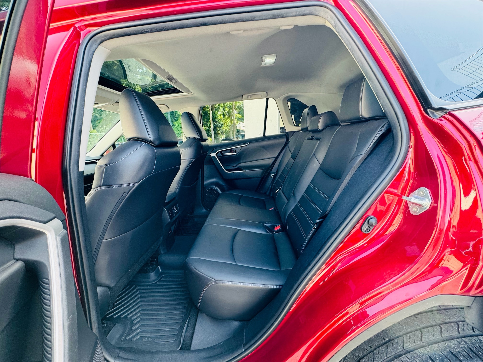 jeepetas y camionetas - Toyota RAV4 XLE 2021 PREMIUM  8