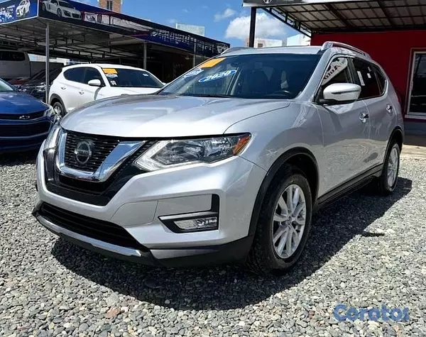 jeepetas y camionetas - Nissan Rogue 2020 
 3