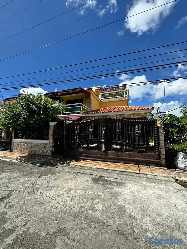 casas - 🏡 CASA DE TRES NIVELES En VENTA EN BRISA ORIENTAL 1