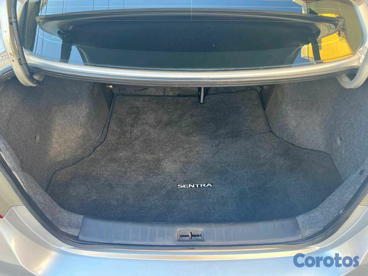 carros - Nissan Sentra SV 2019 7