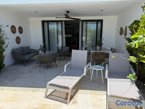 apartamentos - Vendo Espectacular Townhouse con vista al campo de 17