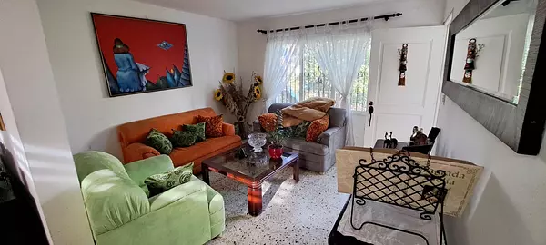 casas - Propiedad céntrica en alquiler 8