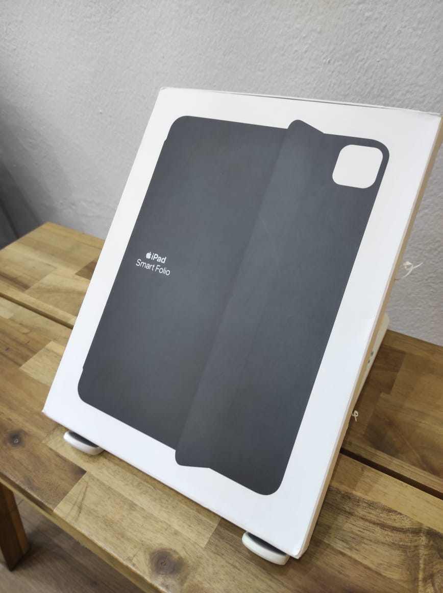 computadoras y laptops - Apple Smart Folio para iPad Pro 12,9 " (6ª, 5ª, 4ª y 3ª Generación) Negro Nuevo 3