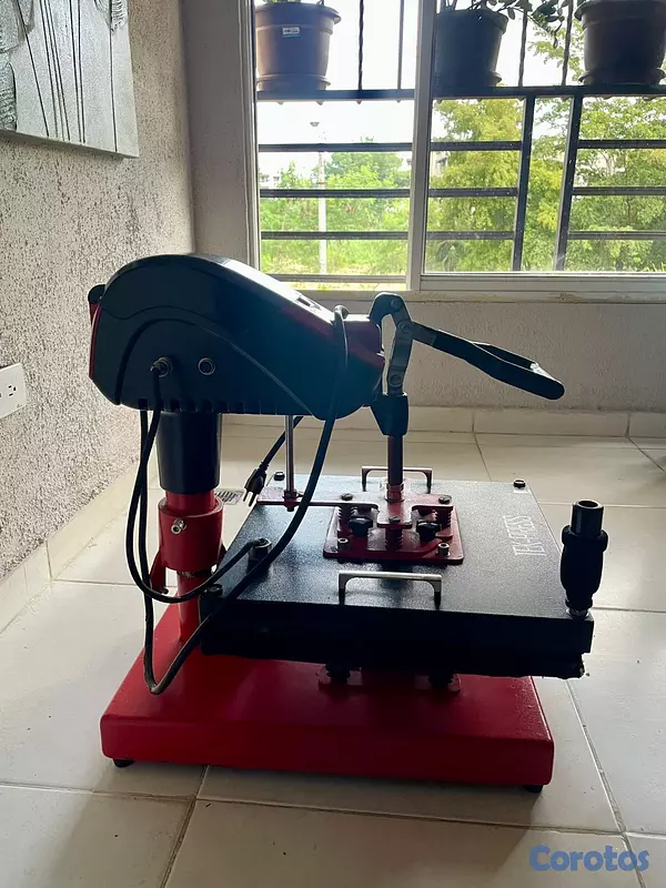 impresoras y scanners - Prensa Térmica MAX-600 6 en 1 Semi Nueva con Todos 3