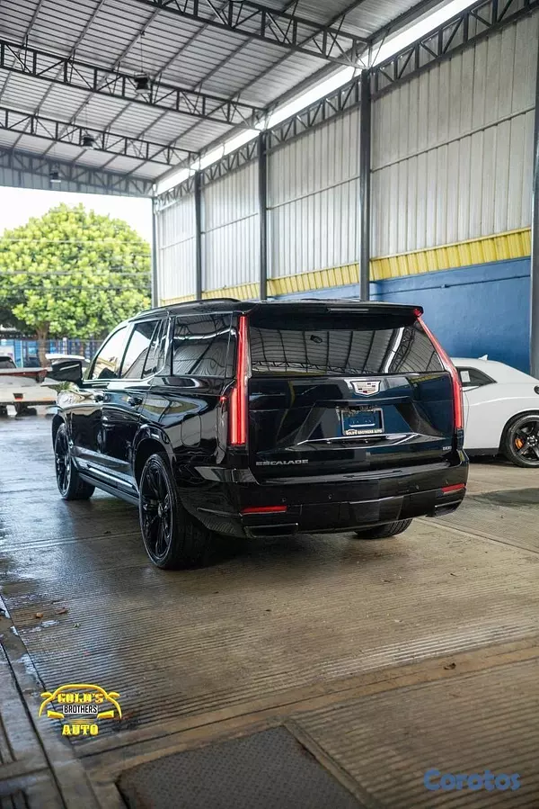 jeepetas y camionetas - Cadillac Escalade Sport Platinum 2025 Recien Impor 4
